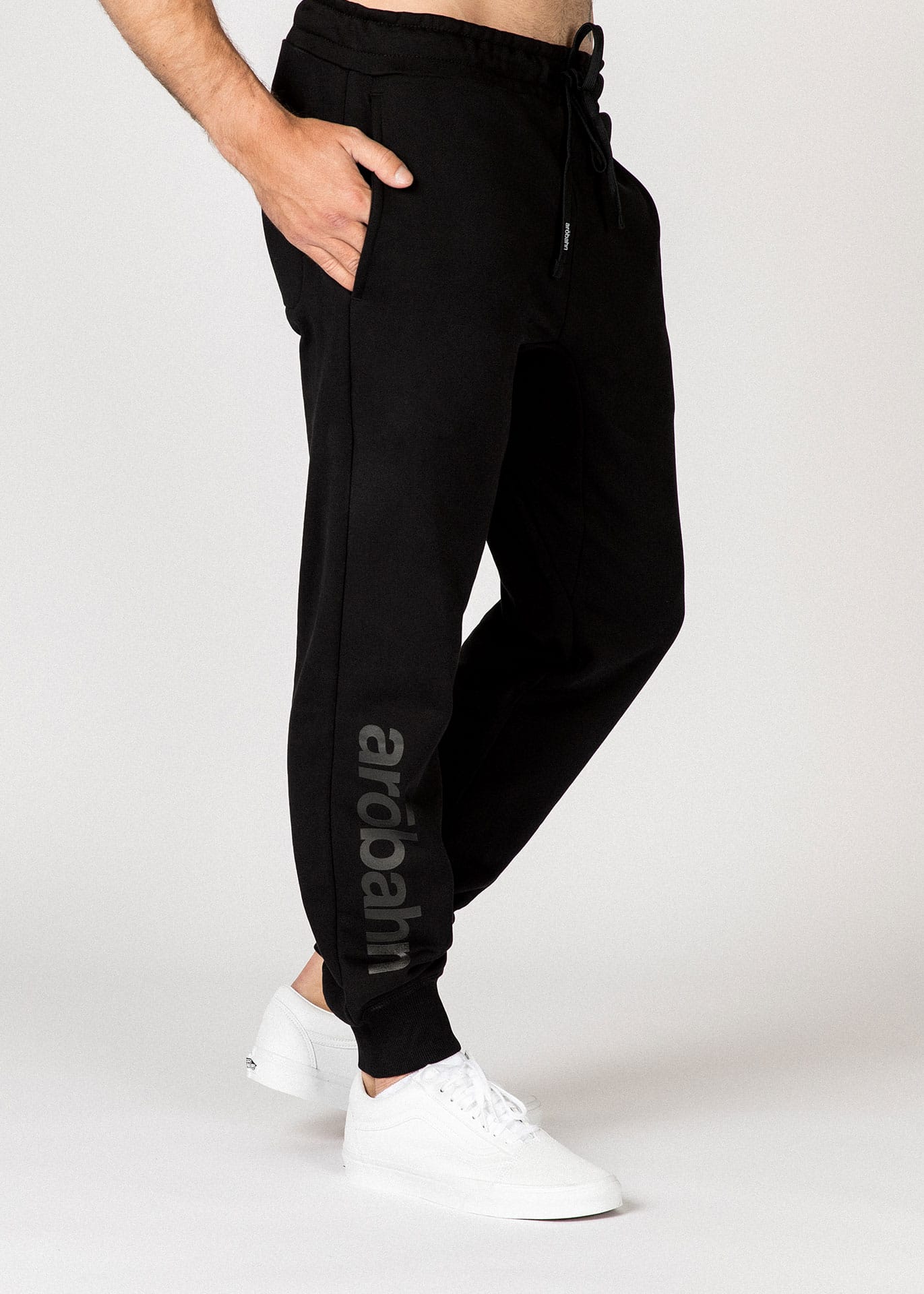 DAILY JOGGER PANT - BLACK – arobahn | Stretchjeans